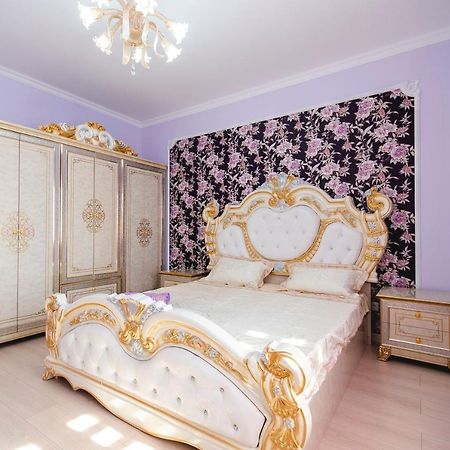 Razmestim В Жк Шахристан На 15 Этаже Almaty Eksteriør bilde
